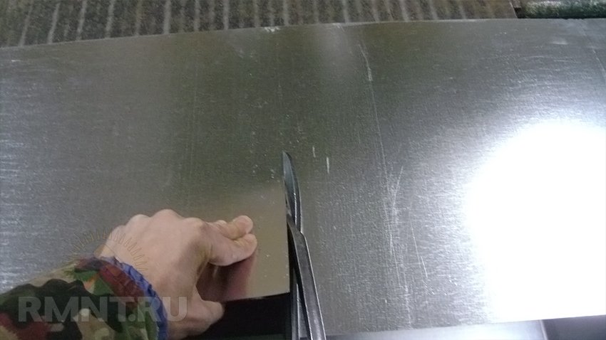 Як зробити трубу з жерсті. Як зробити відро своїми руками з жерсті